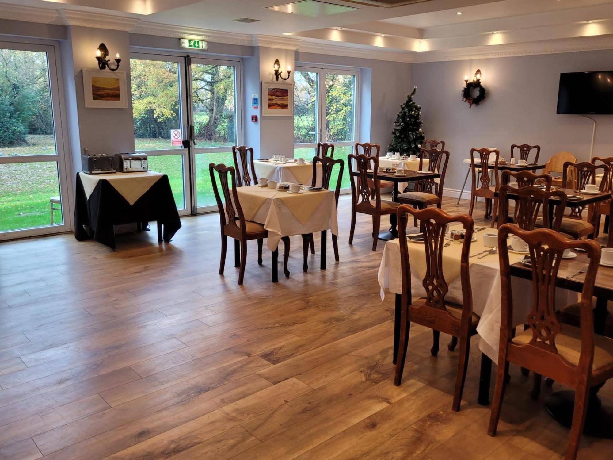 Brook Hall Hotel Childer Thornton المظهر الخارجي الصورة